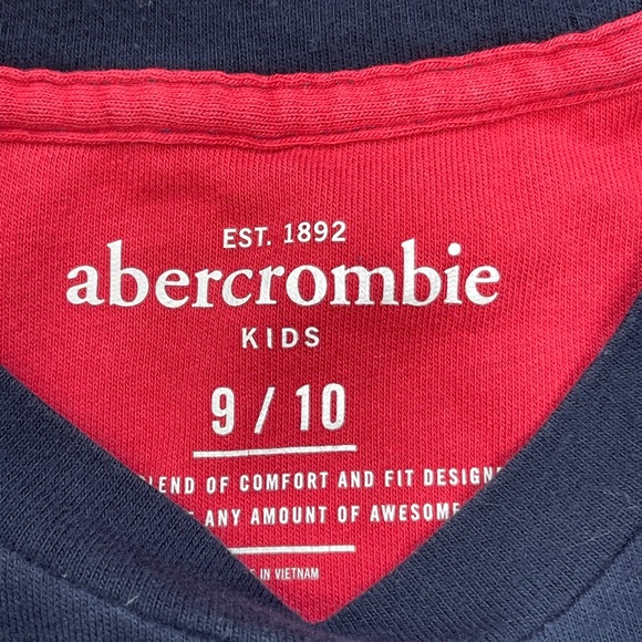 Abercrombie Kids Logo T-Shirt - Picture 4 of 12